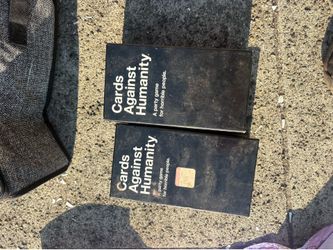 2 decks of cards against humanity