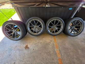 Apex Wheels and Goodyear F1 Supercar 3R