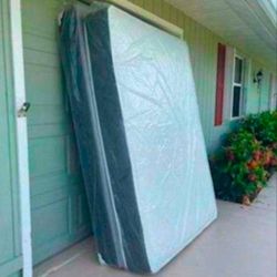 Queen Size Mattress regular + Boxspring Set New Mattress Free Box Springs Queen Bed