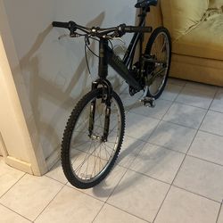 Bike Cannondale Super V700 Mountain Bike 26 Inch