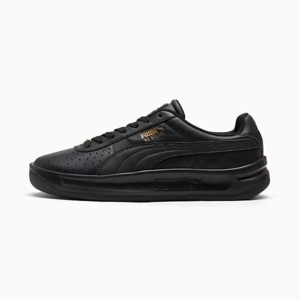 PUMAS GV SPECIAL SIZE 10 MEN SHOE SIZE RETAILS FOR $90+TAX AM ASKING FOR $80 FLAT SUPER COMTERBLE NICE SHOES BRAND NEW WITH BOX NEVER WORN