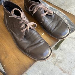 Jonny Varvatos Chukkas 