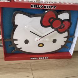 hello kitty clock 