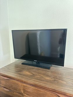 Samsung 32” HDTV, Works Great