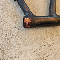 26 Inch 1980 Schwinn Frame With Kick Stand $50