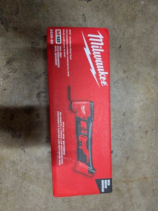 Milwaukee
M18 18V Lithium-Ion Cordless Oscillating Multi-Tool