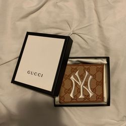 Gucci wallet New York Yankees