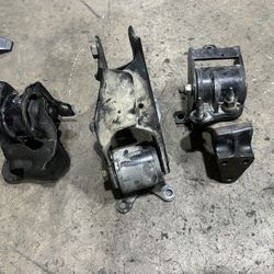 96-00 Honda Civic B Series Motor Mounts 