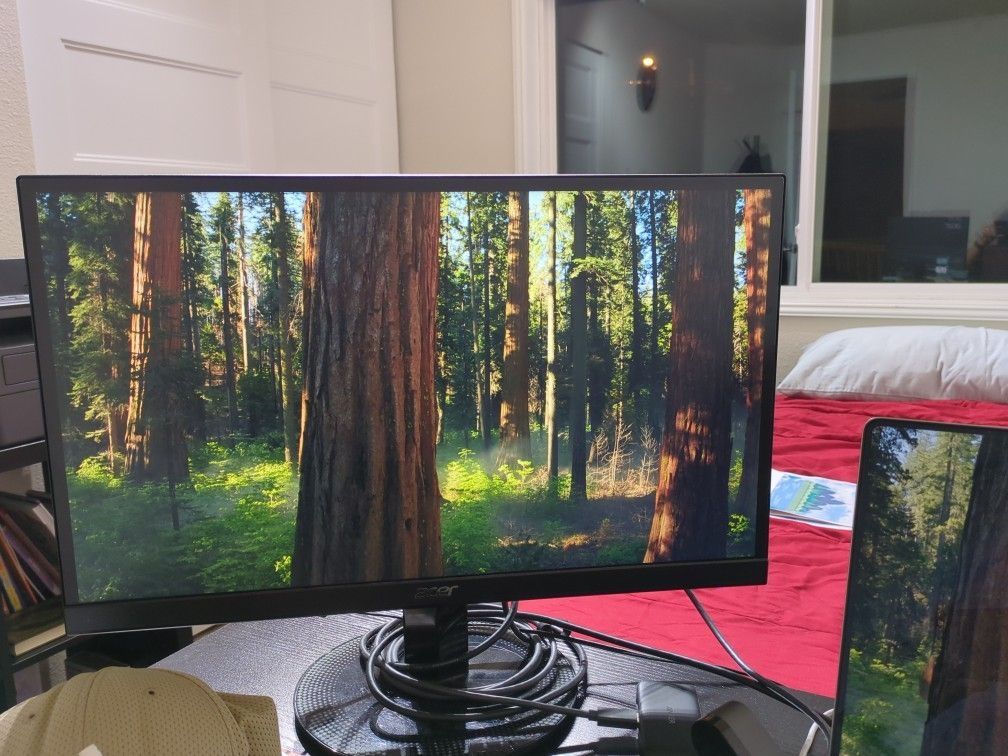 Acer 21.5 In Full HD IPS Ultra Thin Frame Computer Monitor