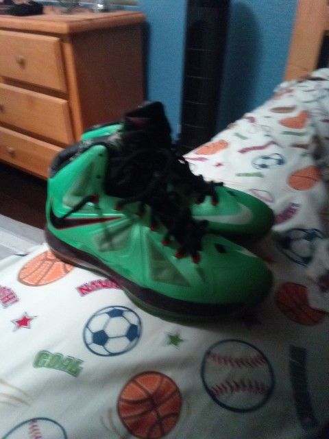  Nike LeBron Shoes X Jade