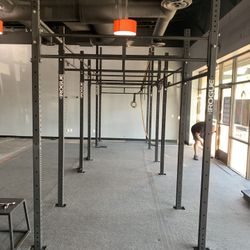 Rogue Infinity Squat Rack/ Rig CrossFit or Home Gym (Delivery Possible)