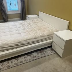 Ikea Malm Queen Completeg Bedroom Set with 2 Night Stands and Chest and Queen Mattress