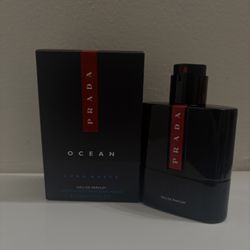 Prada Luna Rossa Ocean