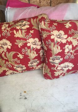 Decorative pillows