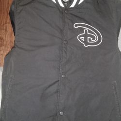 Men’s Medium Vans X Disney 100th Anniversary 100 Club Black Button Up Jacket NWT
size Medium