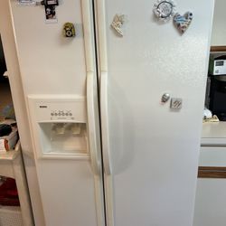 Refrigerator Kenmore
