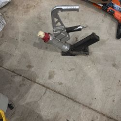 Hardwood Floor Installer