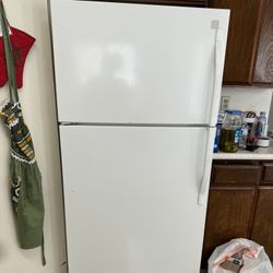 Kenmore Fridge With Ice Maker 