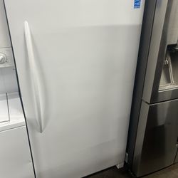 Freezer Frigidaire 34 Inches 
