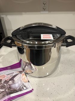 Princess House Heritage Stainless Steel Pressure Cooker 8-Qt