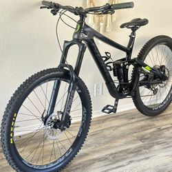 Mountain Bike Carbon Norco Range C7.2