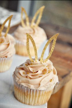 Bunny Ears cupcake toppers