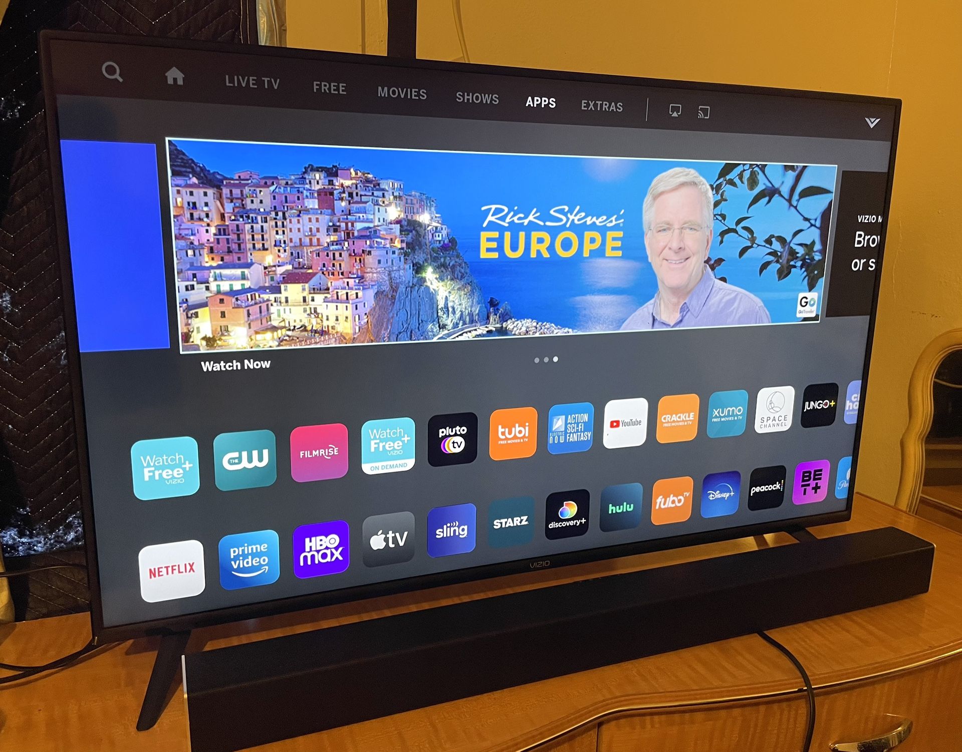 LIKE NEW! 50 INCH VIZIO 4K UHD SMART FLAT SCREEN TV W/ OG REMOTE!! (ALSO HAVE A 65 SAMSUNG & SOUNDBAR!!