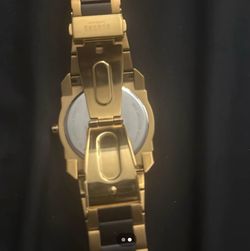 Men’s Versace versus watch