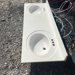 Vanity Top. Double Bowl! 