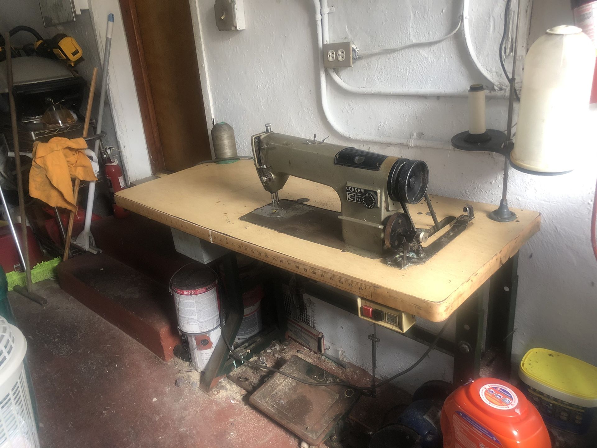 Consew 230 industrial sewing machine for Sale in Miami, FL OfferUp