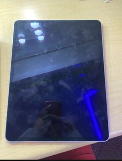 iPad 12.9 Wi-Fi + Celluar