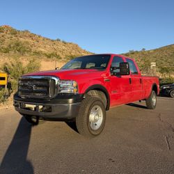 2006 Ford F250 Super Duty Crew Cab · 4x4 Diesel 8 ft