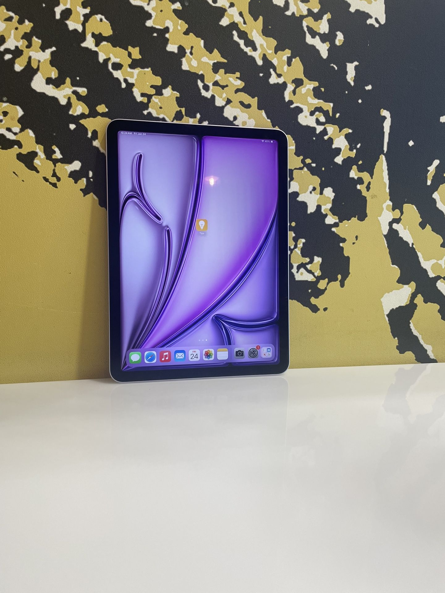 iPad Air 11’ M2 Chip 6th Gen ( 2024) WiFi (Non Cellular) 128 GB - Rose Gold