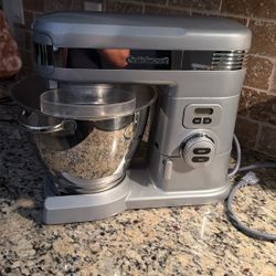 Cuisinart Stand Mixer