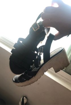 Black sandals/ heel