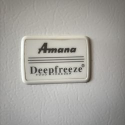AMANA Deep Freeze.