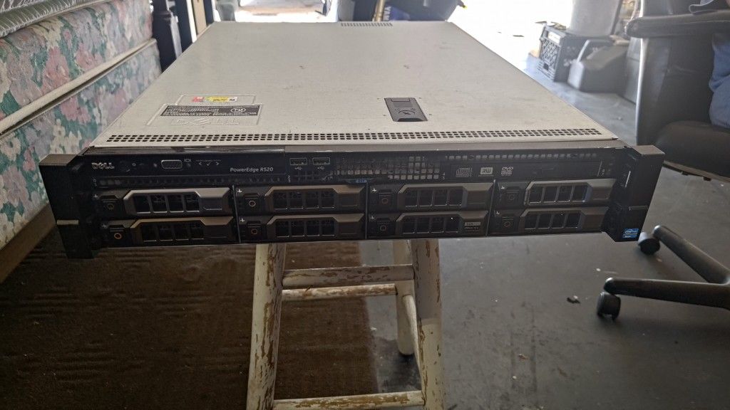 DELL PowerEdge R520
