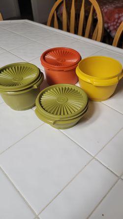 Tupperware bowls