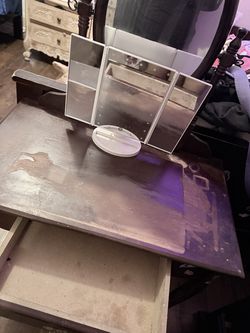 Vanity old style . Needs painting