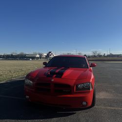 Dodge Charger SRT-8