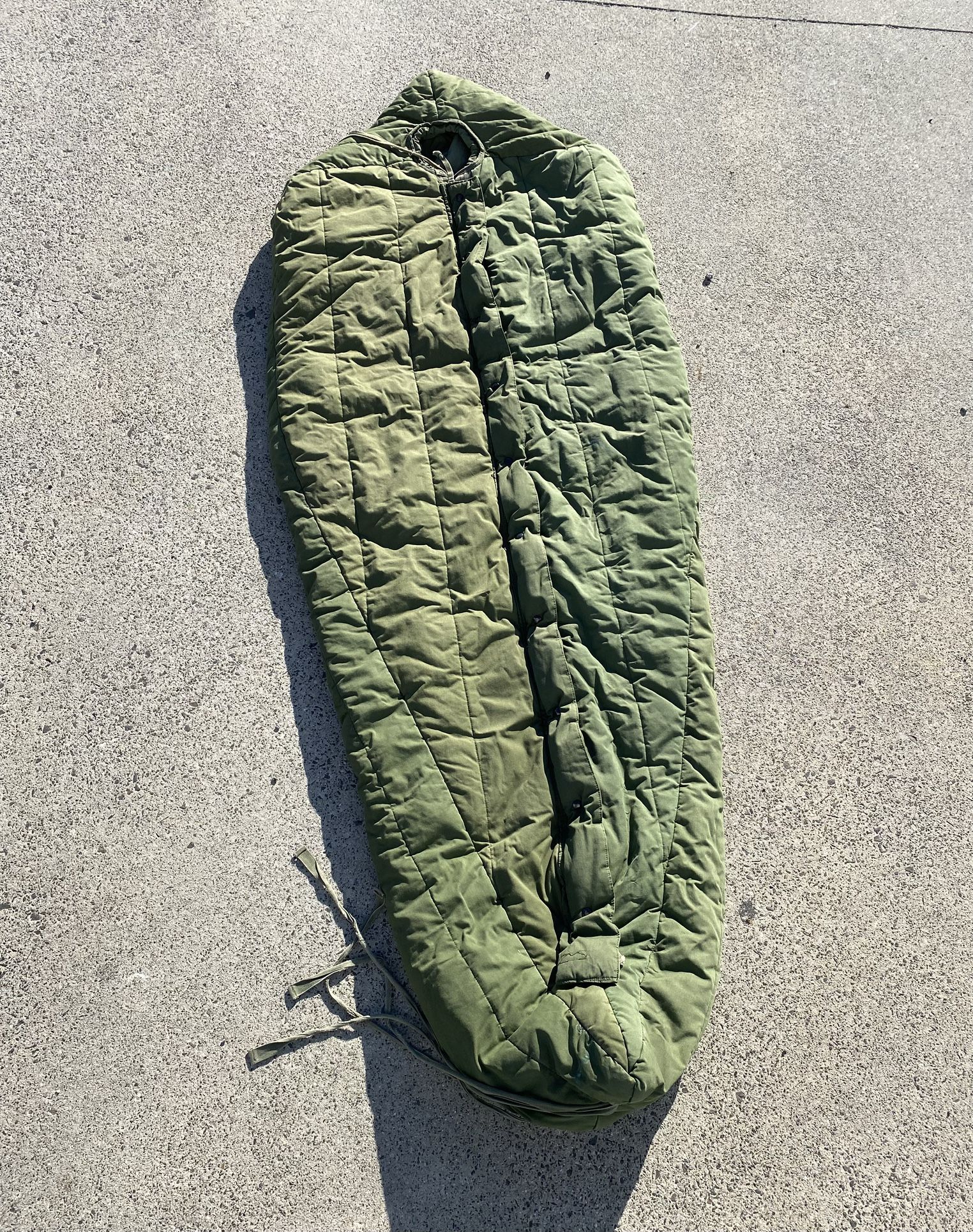 Vintage Survival Military Army Sleeping Bag Perfect For Camping Outdoors