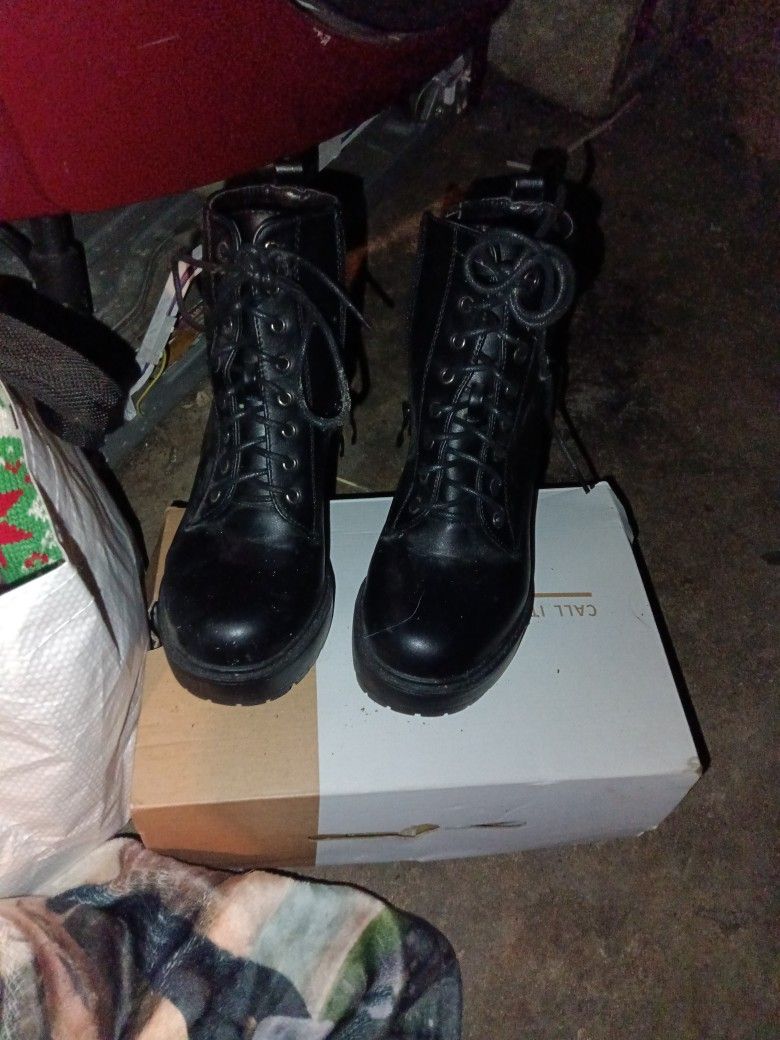 Black Leather Boots Ankle High SIZE 6.5