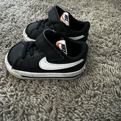 Low Top Baby Nikes Size 4 