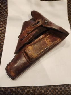 AUTHENTIC WW-2 GERMAN OFFICERS HOLSTER
