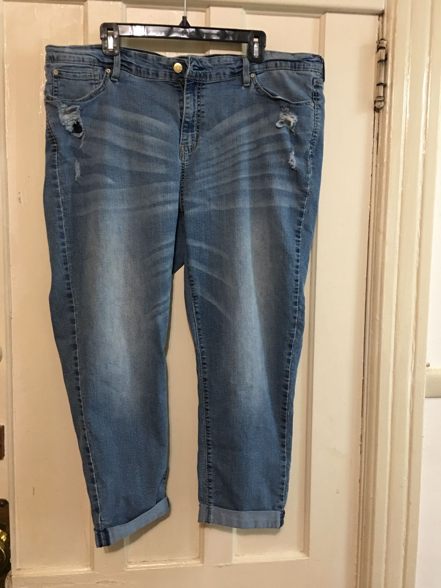 Signature by Levi Strauss women’s Boyfriend Midrise jeans Sz 22X36