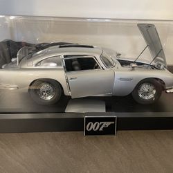Eaglemoss Aston Martin 007 