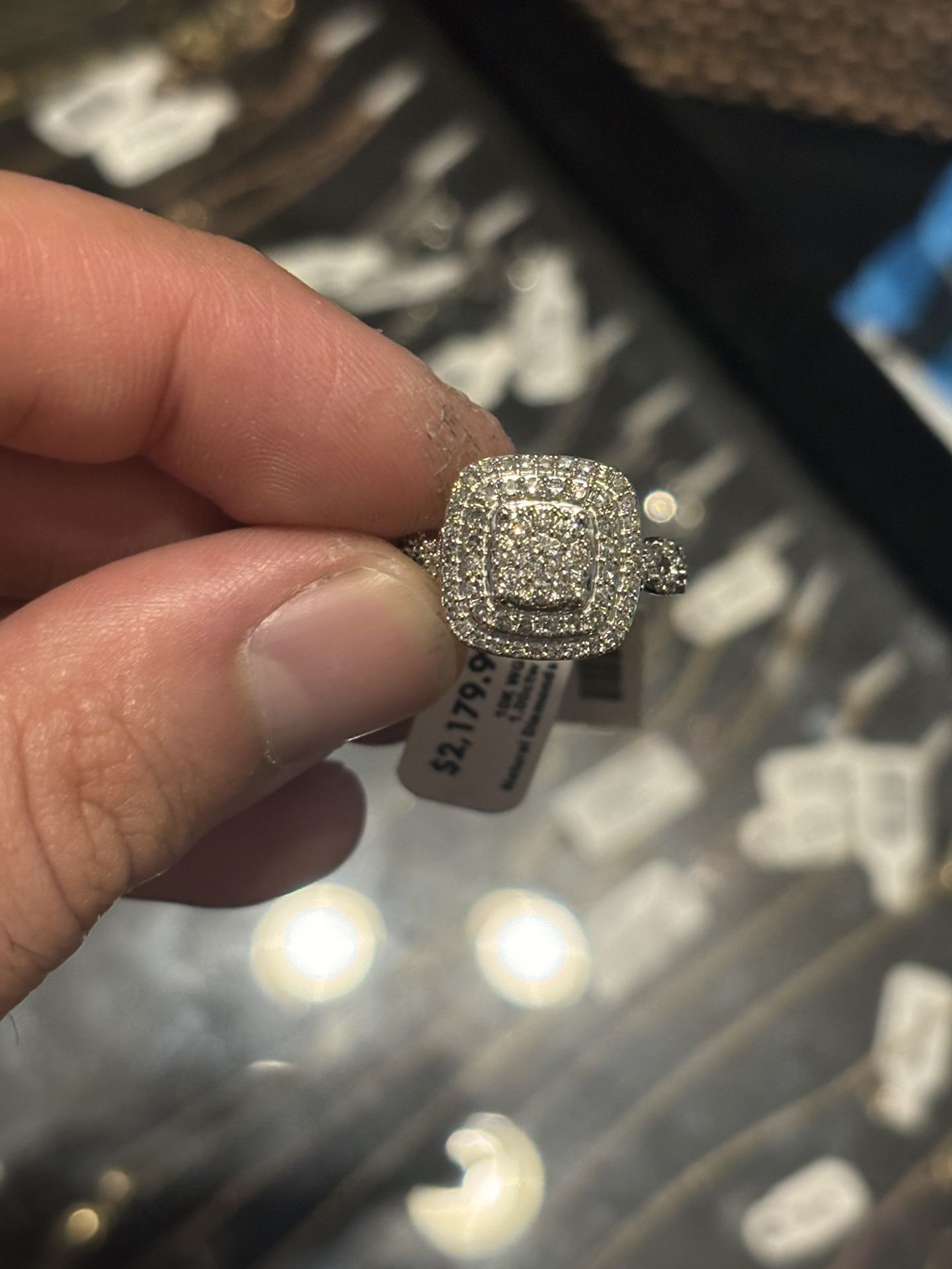 New 10k White Gold Ring With Diamond 