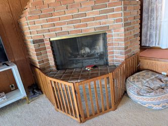 Baby proofing / dog gate