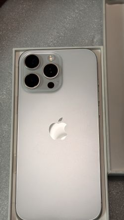 iPhone 16 PRO MAX Size Like New AT&T and Cricket