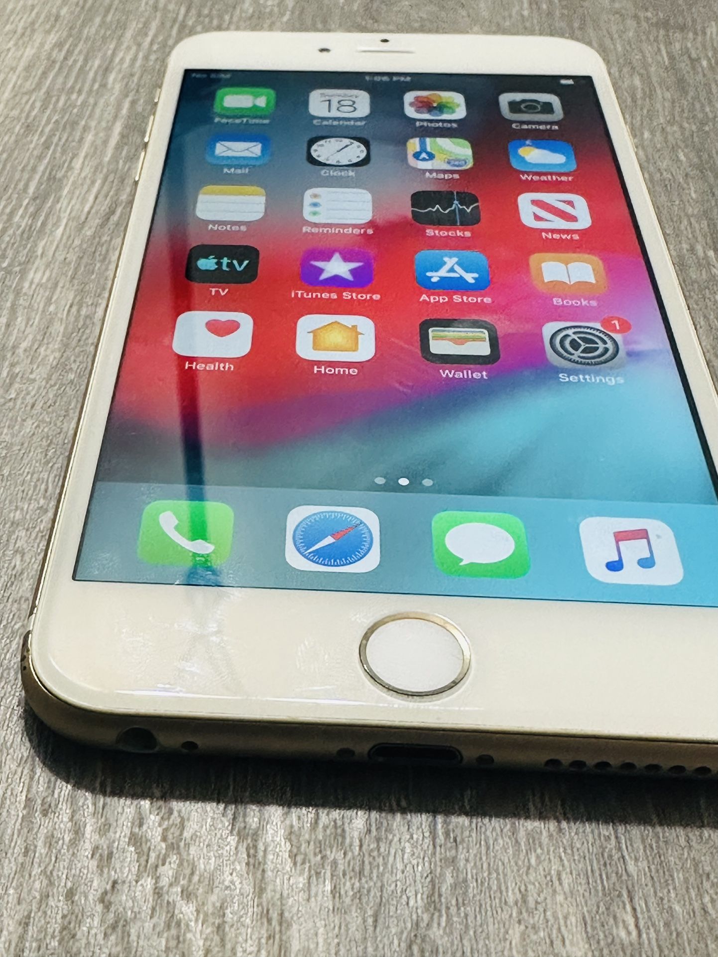 iPhone 6 Plus 64 GB GSM Unlocked T Mobile At &t